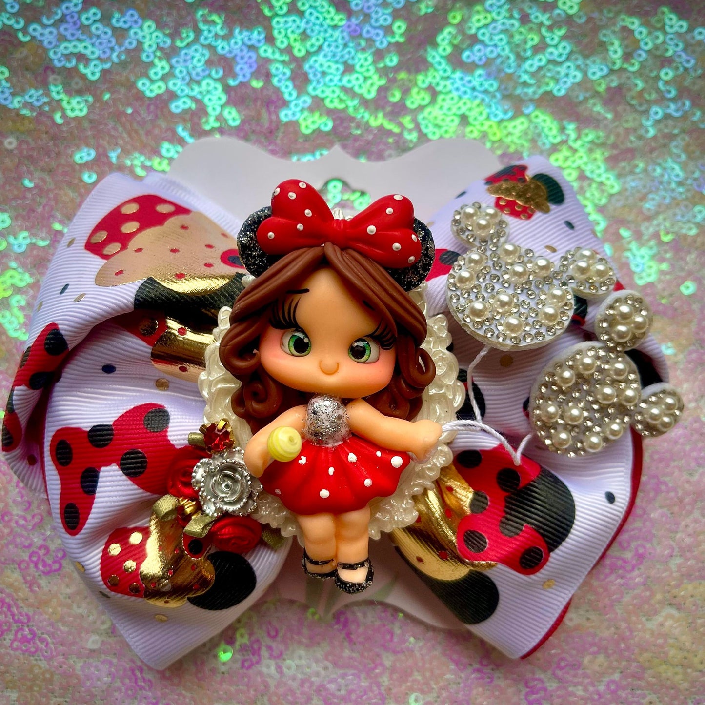 Red mouse bow