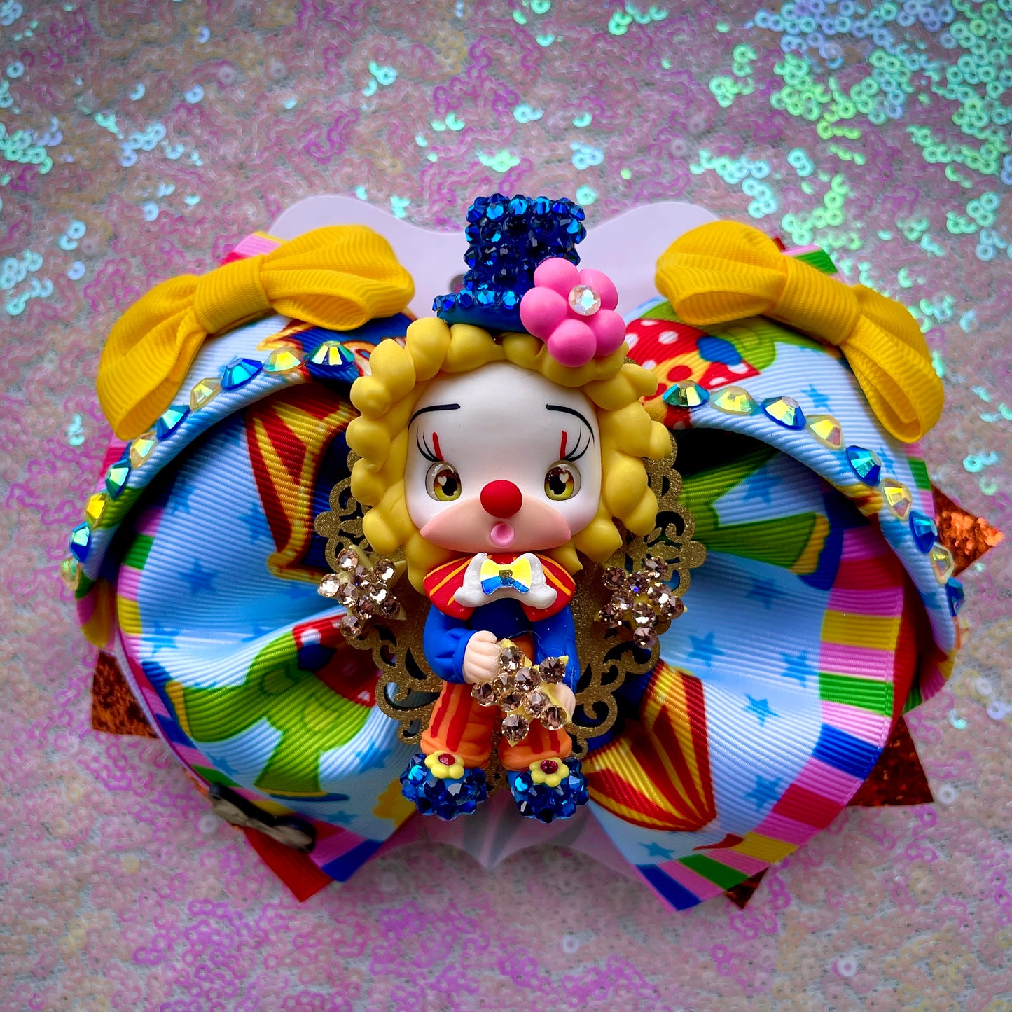 Circus clown bow